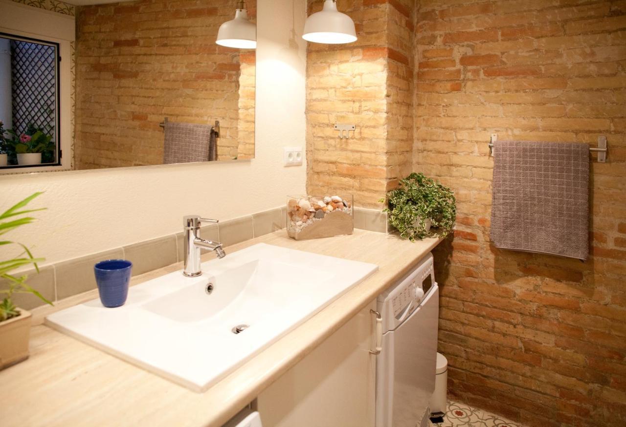 Authentic Charming Apartment/Wifi/Air Conditioning Valencia Kültér fotó